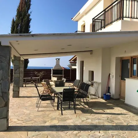 Дом отдыха 3 Bedrooms House At Argaka 200 M Away From The Beach With Sea View Private Pool And Enclosed Garden