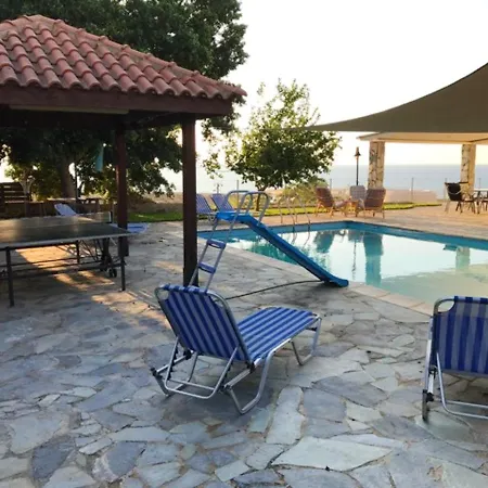 3 Bedrooms House At Argaka 200 M Away From The Beach With Sea View Private Pool And Enclosed Garden Дом отдыха
