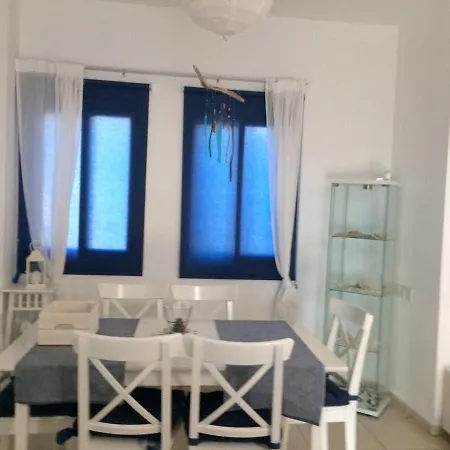 Σπίτι διακοπών 3 Bedrooms House At Argaka 200 M Away From The Beach With Sea View Private Pool And Enclosed Garden Αργάκα