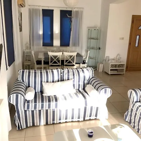 3 Bedrooms House At Argaka 200 M Away From The Beach With Sea View Private Pool And Enclosed Garden Σπίτι διακοπών *