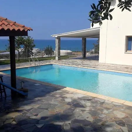 Σπίτι διακοπών 3 Bedrooms House At Argaka 200 M Away From The Beach With Sea View Private Pool And Enclosed Garden Αργάκα