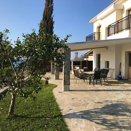 بيت للعطل 3 Bedrooms House At Argaka 200 M Away From The Beach With Sea View Private Pool And Enclosed Garden ارغاكه